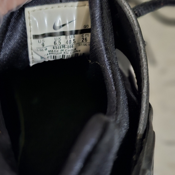 Nike Air Huarache Running Shoes 👟 - Picture 2 of 5